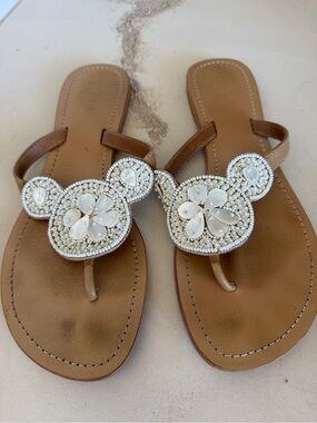Tan Beaded Floral Thong Sandals with White Embellishment
